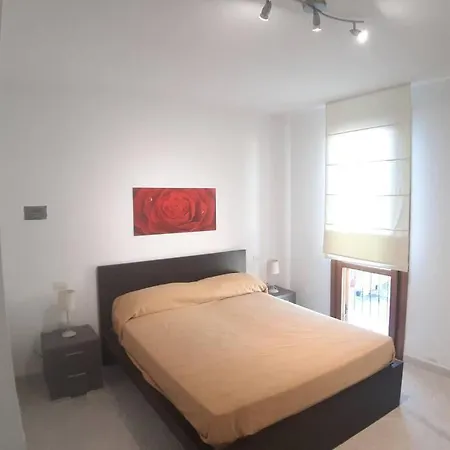 Apartamento Casetta Emma, Trilocale Elmas, Areoporto Elegante Silenzioso Elmas